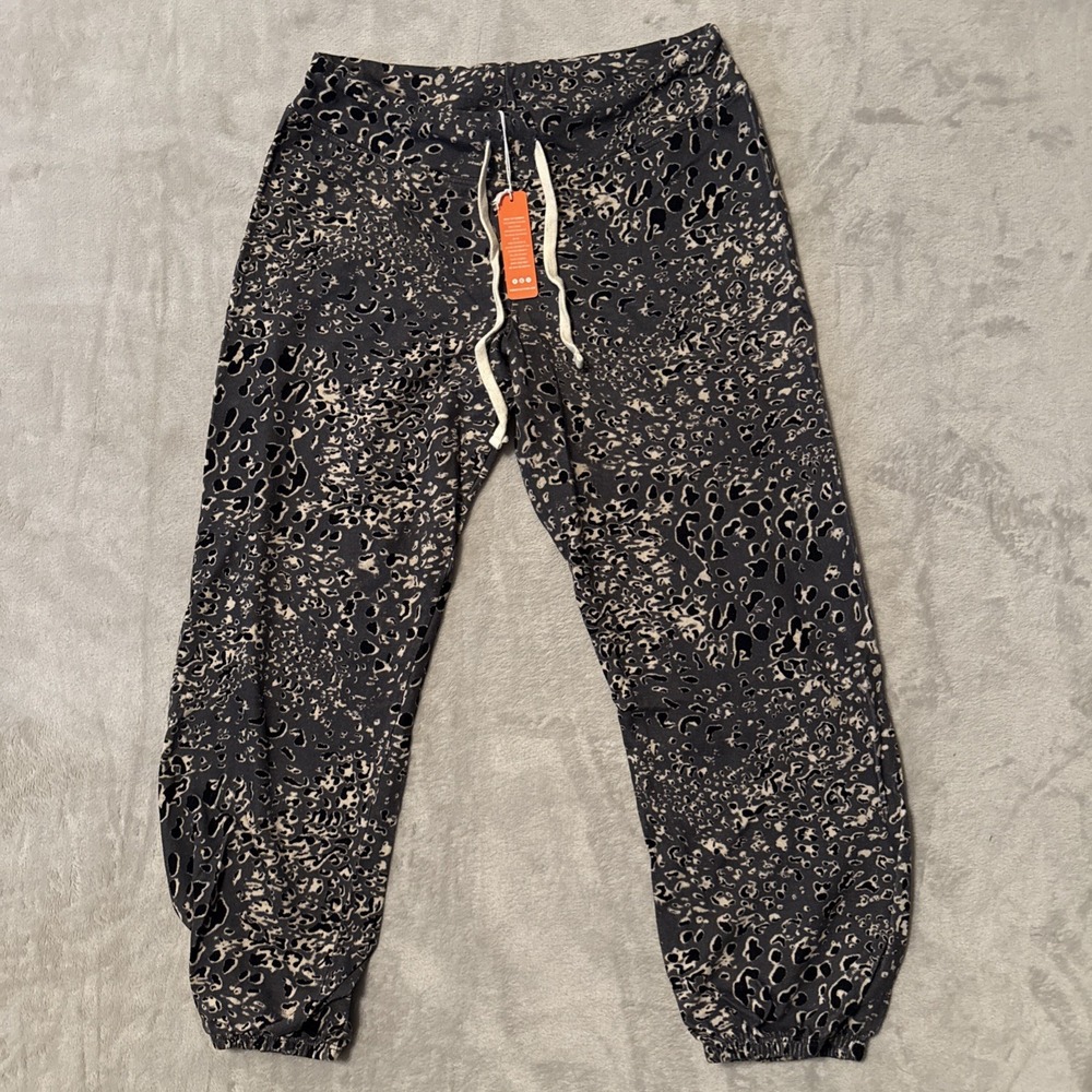 NEW SUNDRY Leopard Animal Print Jogger Sweatpants Size Small Black Gray White